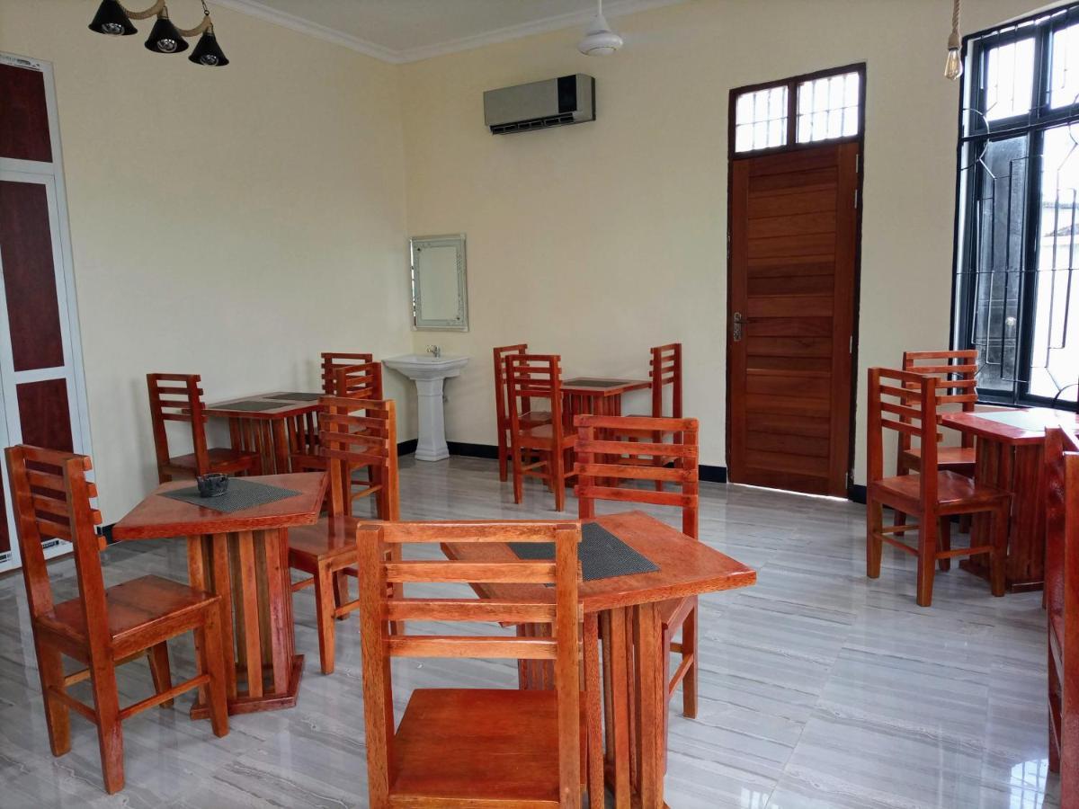 Chibuba Airport Accommodation دار السلام المظهر الخارجي الصورة