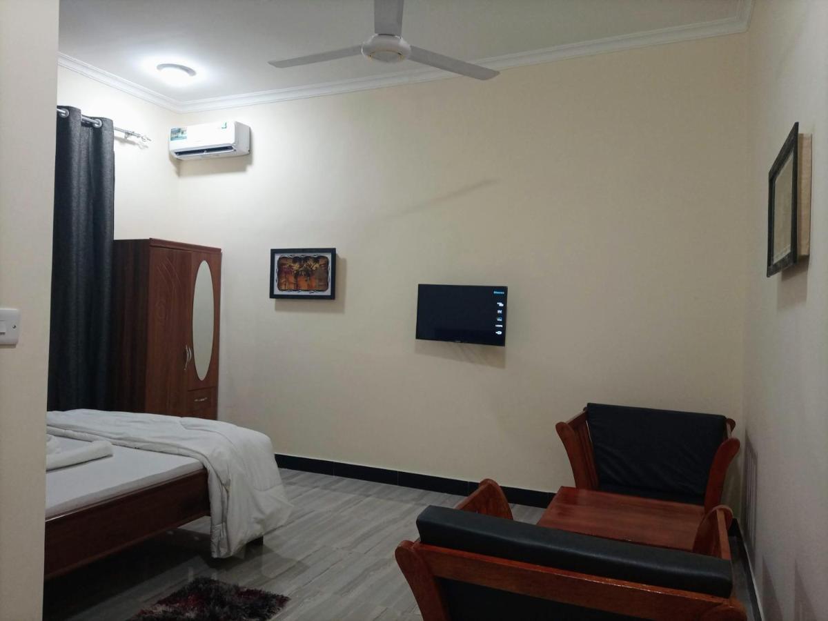 Chibuba Airport Accommodation دار السلام المظهر الخارجي الصورة