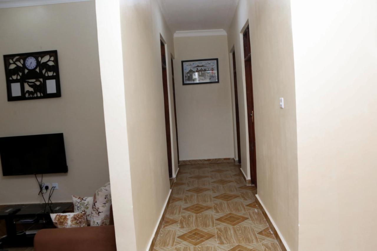Chibuba Airport Accommodation دار السلام المظهر الخارجي الصورة