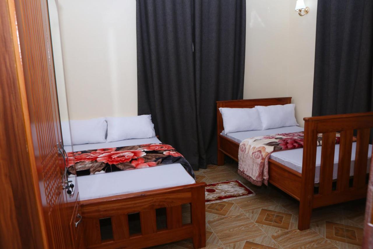 Chibuba Airport Accommodation دار السلام المظهر الخارجي الصورة