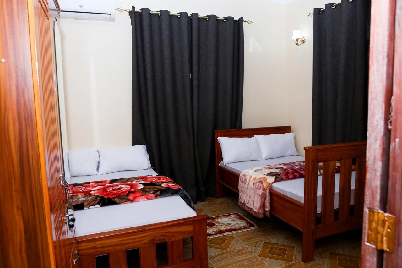 Chibuba Airport Accommodation دار السلام المظهر الخارجي الصورة